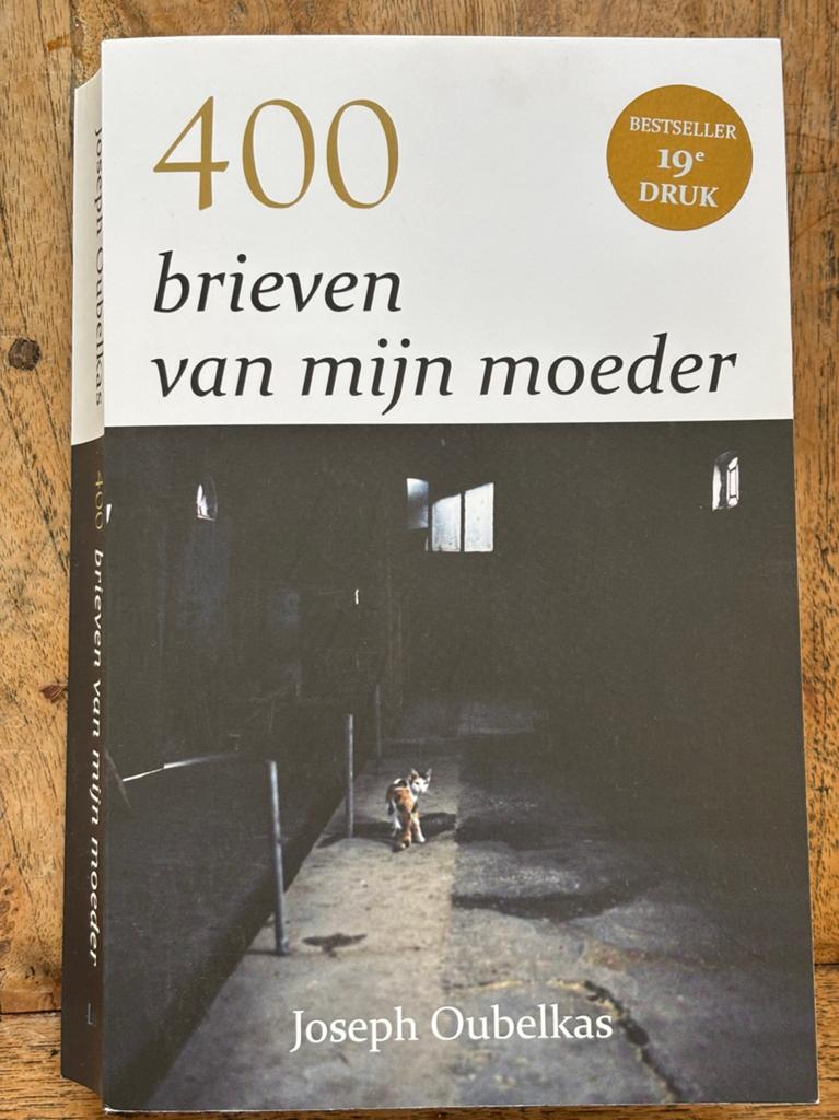 400 brieven van mijn moeder - Joseph Oubelkas, Ophalen, Zo goed als nieuw, Nederland