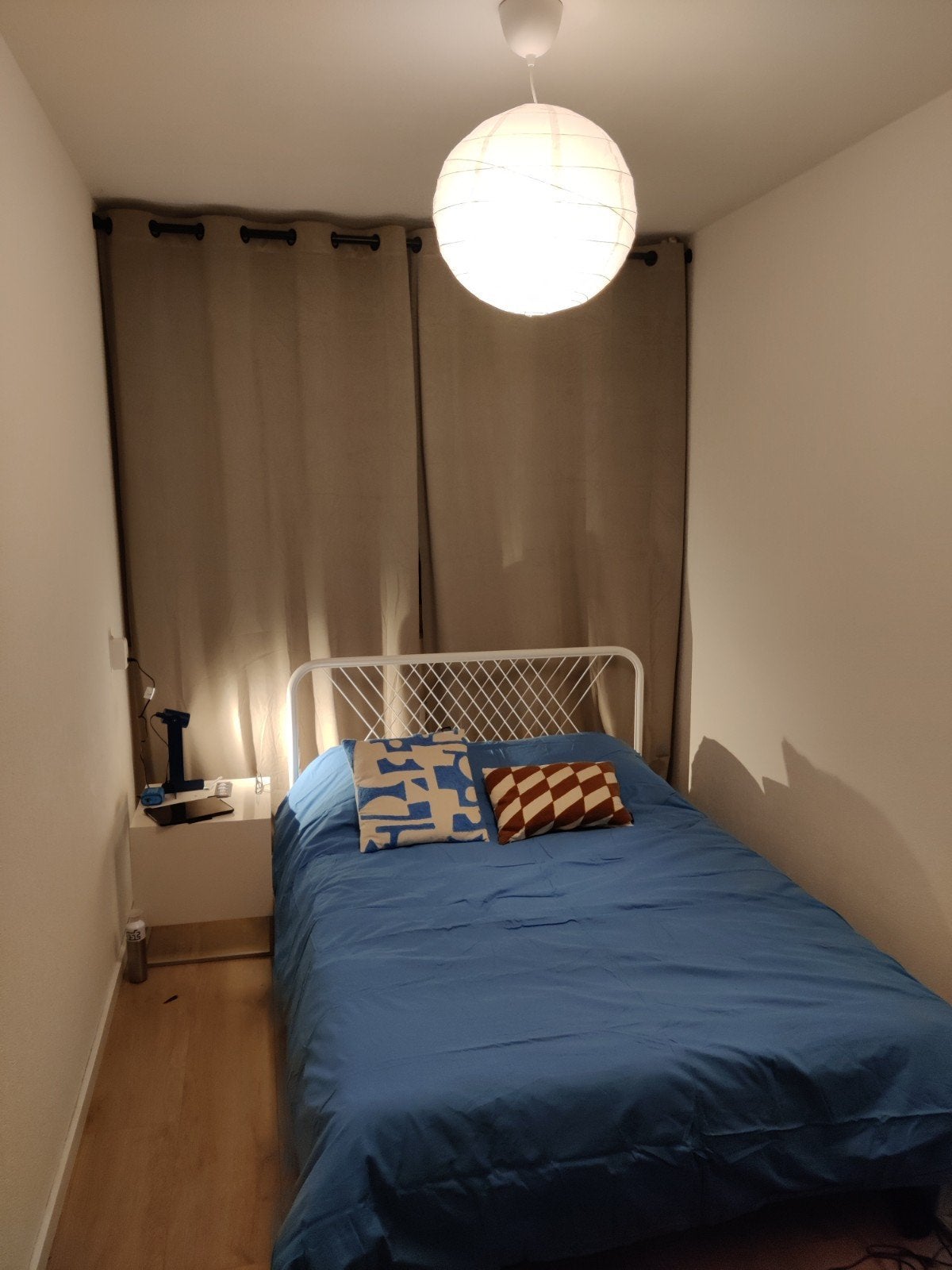 IKEA NESSTUN 140x200 cm met lattenbodem, Ophalen, Gebruikt, Wit, Tweepersoons