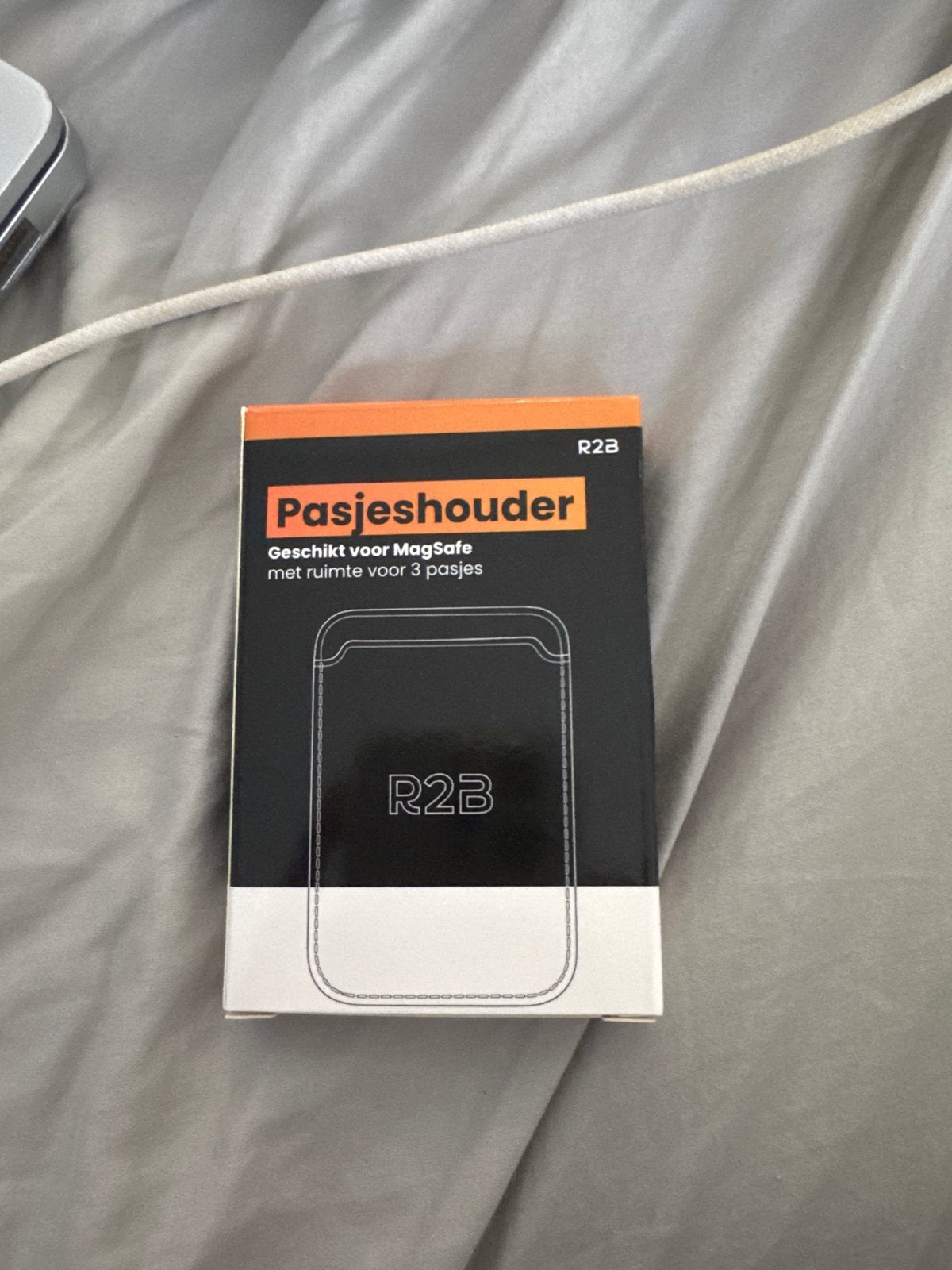 Nieuwe R2B Pasjeshouder voor MagSafe - Nooit geopend, Ophalen of Verzenden, Nieuw, Kaarthouder