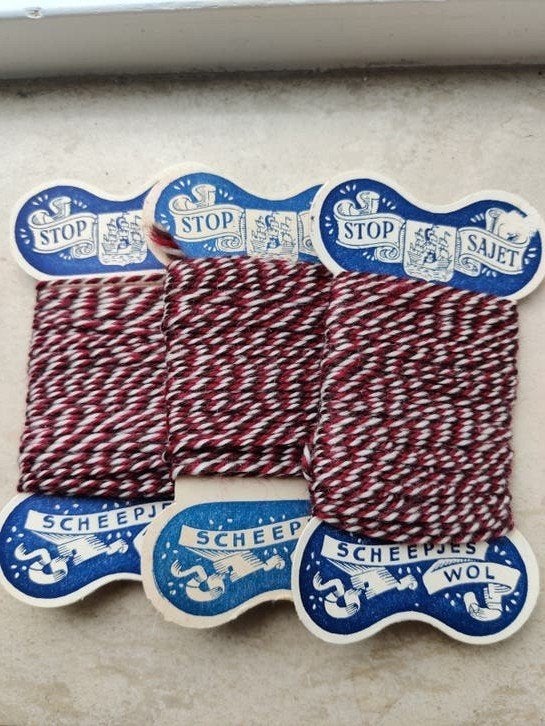 Vintage Scheepjes Wol en Sajet op kartonnetjes, Ophalen of Verzenden, Gebruikt, Breien of Haken, Wol of Garen