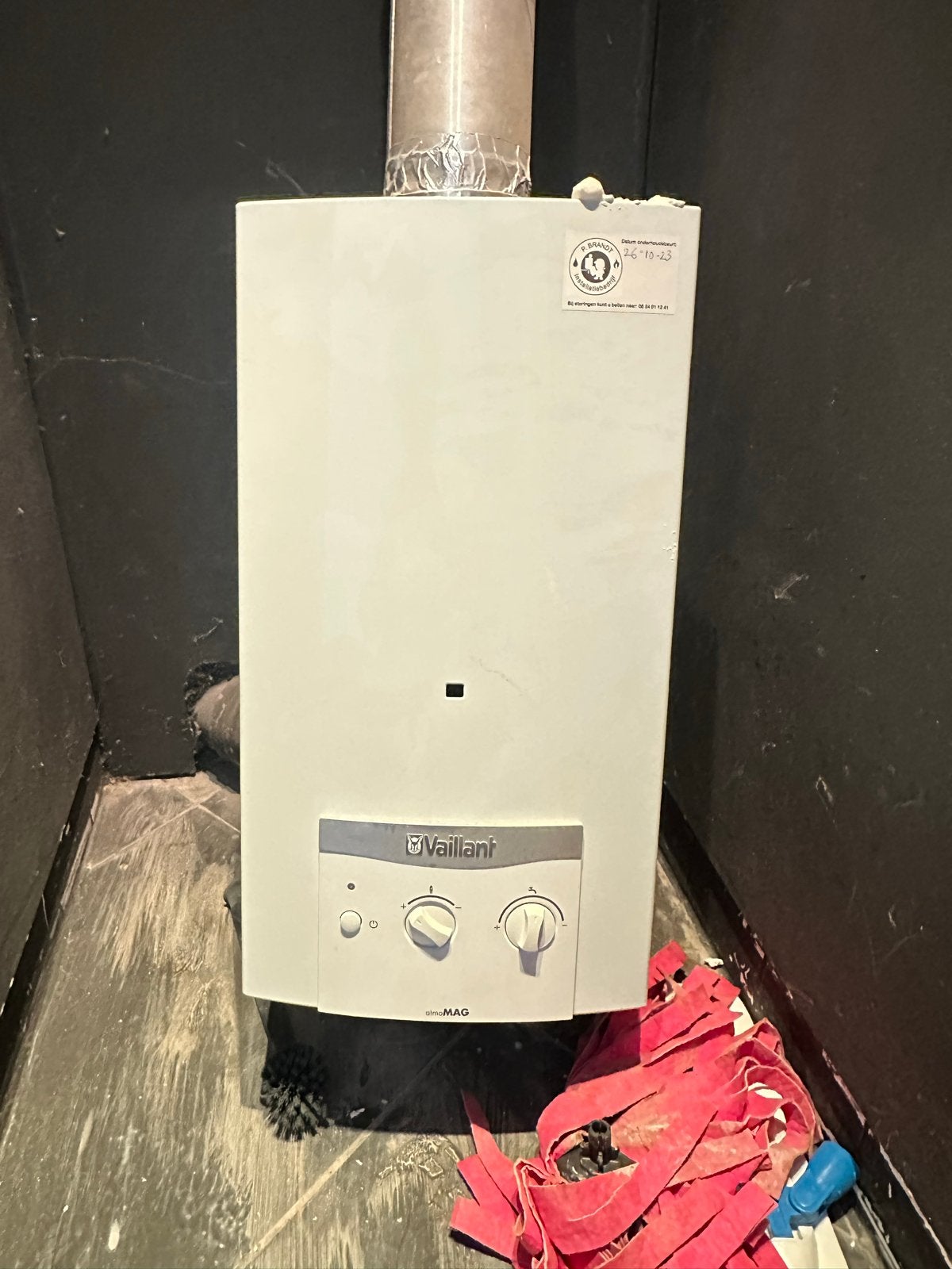 Vaillant atmoMAG geiser - Warm water direct beschikbaar, Ophalen, Gebruikt, Overige typen, Minder dan 60 cm