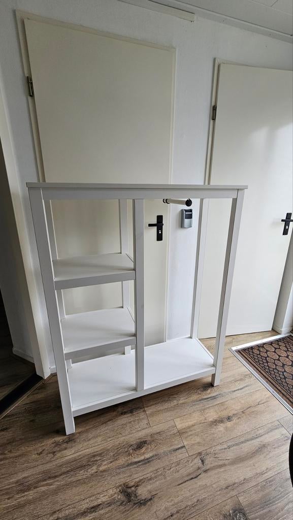 1x IKEA Hemnes Kast Wit - Breedte 99cm, Hoogte 130cm, Met plank(en), 100 tot 150 cm, Grenenhout, 25 tot 50 cm