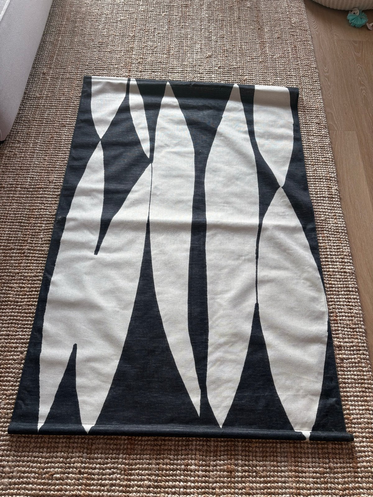 HKliving wandkleed zwart/wit met abstract bladmotief, Ophalen, 100 tot 150 cm, Zwart, Zo goed als nieuw