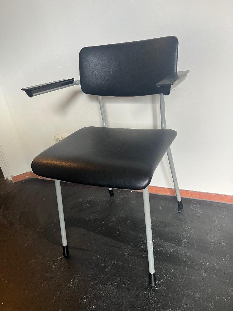 Gispen stoel, Huis en Inrichting, Stoelen, Ophalen, Gebruikt, Twee, Zwart