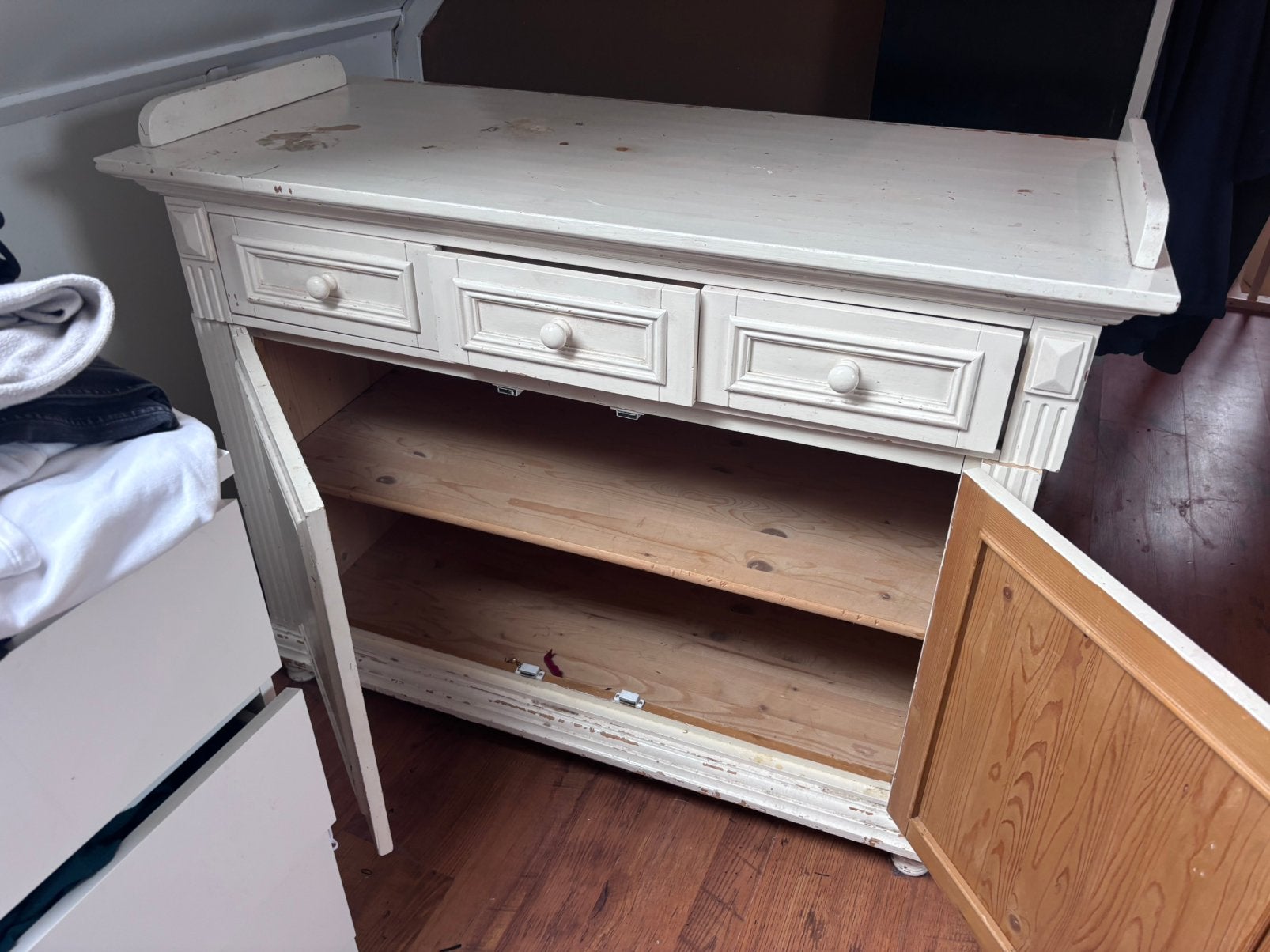 Commode gratis, Huis en Inrichting, Ophalen, Gebruikt, 100 tot 150 cm, Met lade(s)
