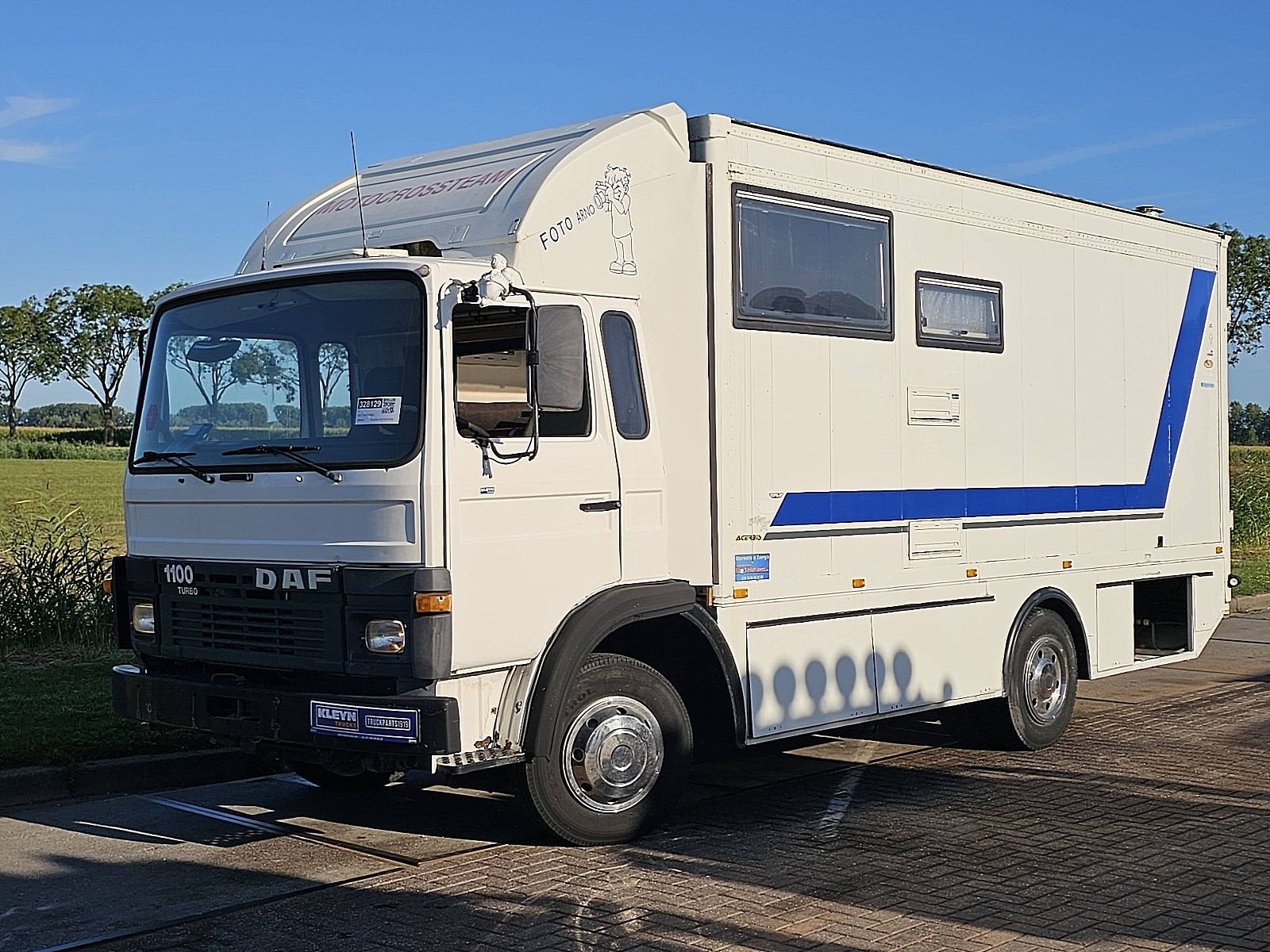 DAF 1100 TURBO camper race truck, Auto's, Vrachtwagens, Wit, Bedrijf, DAF, Te koop
