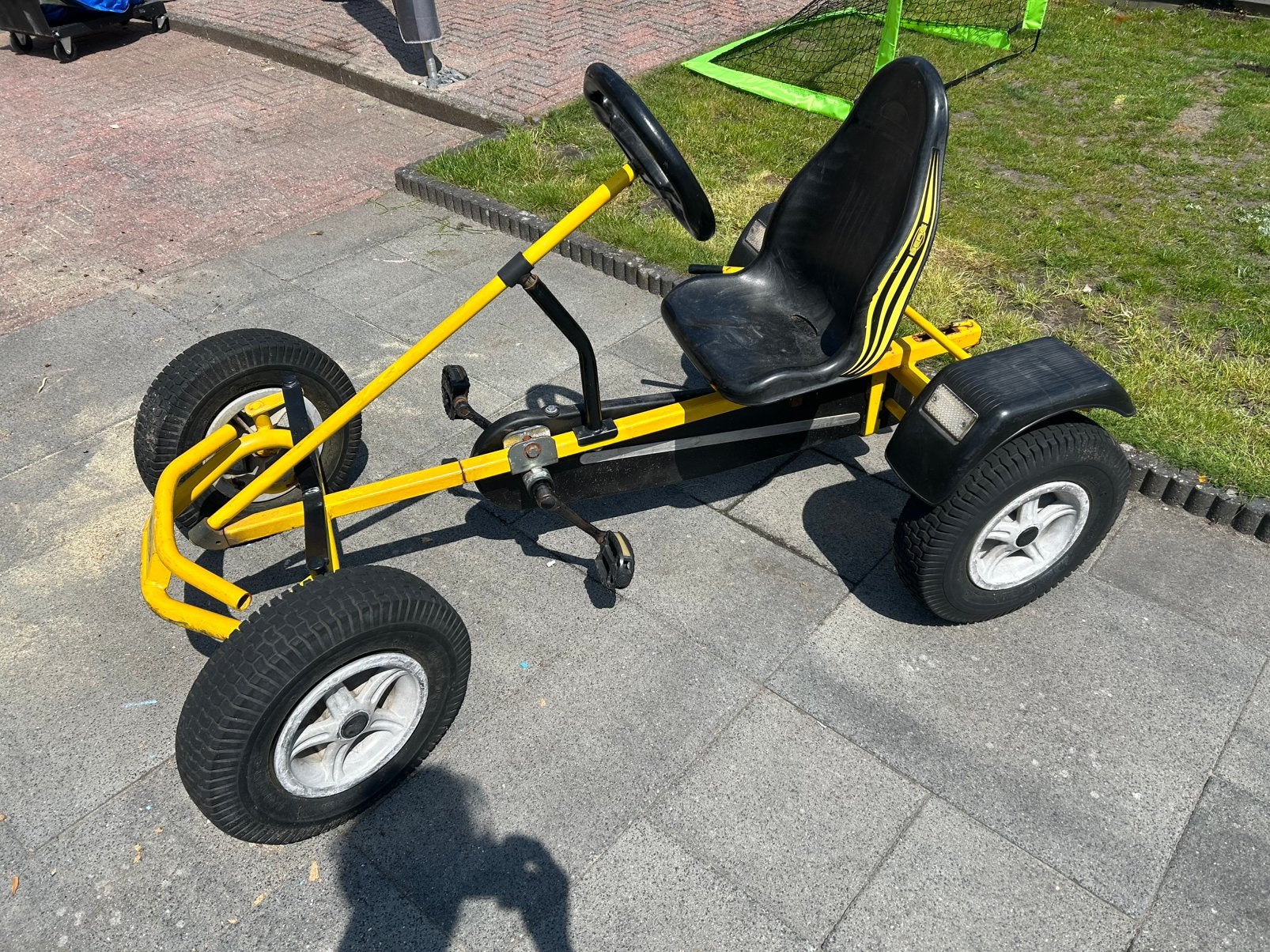 Berg skelter. Opknapper., Ophalen, Zo goed als nieuw, Berg