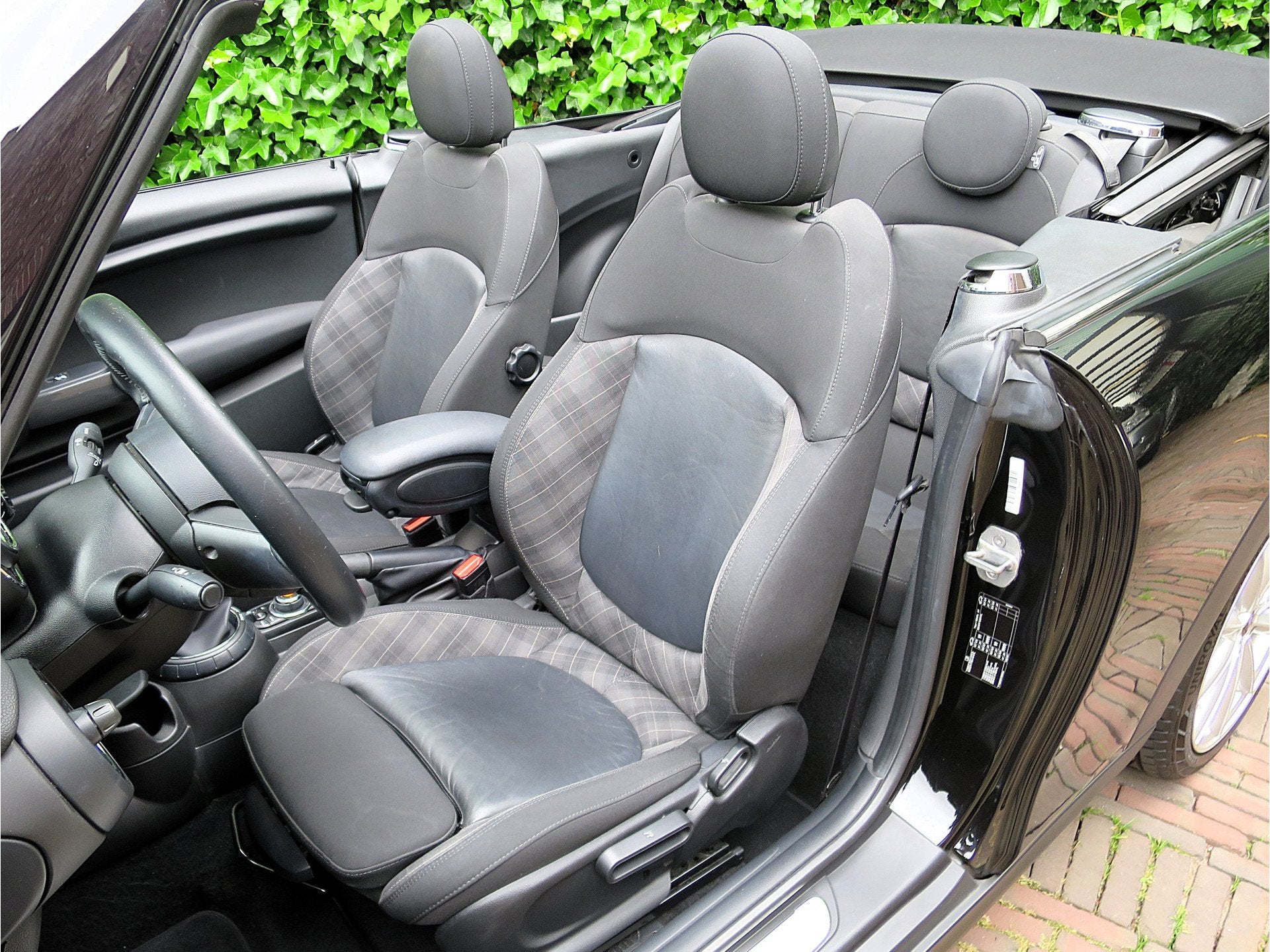 MINI Cabrio 1.5 Cooper Chili F57 met Keyless, LED, Navi, BT, Auto's, 12 maanden, 136 pk, Gebruikt, 4 stoelen
