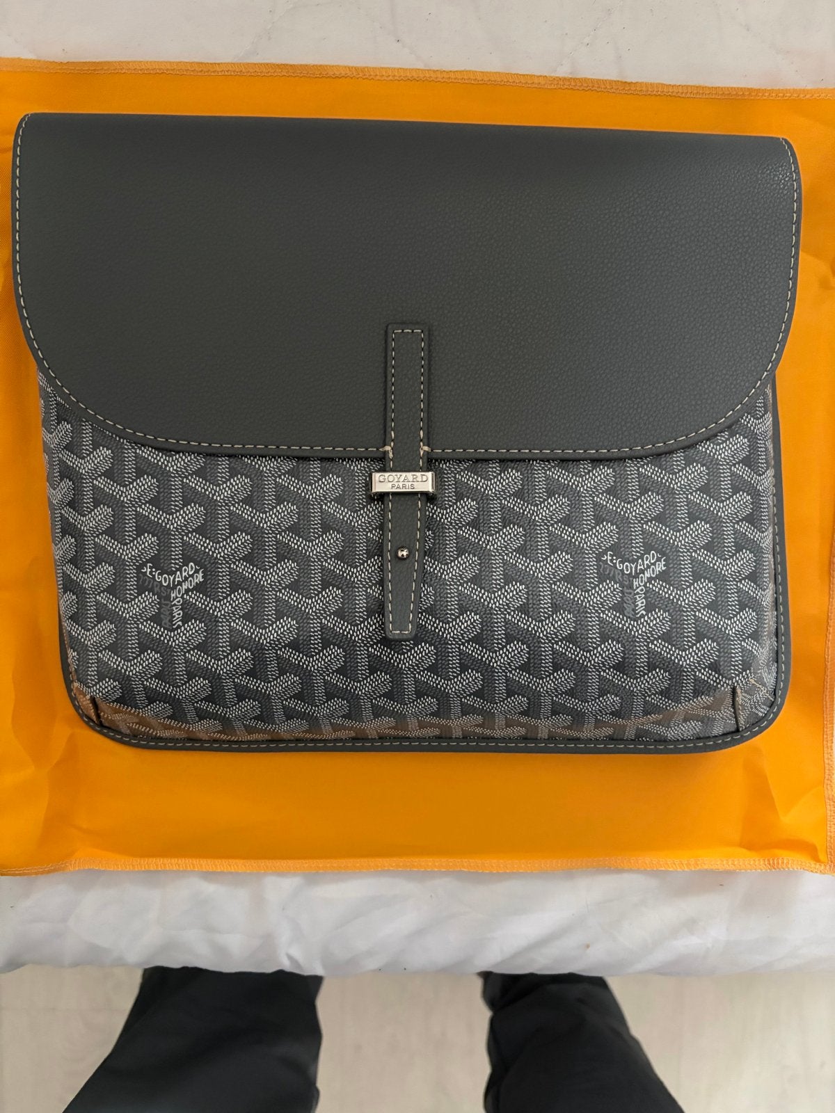 Nieuwe Goyard Coursier tas - Grijs, Ophalen of Verzenden, Nieuw