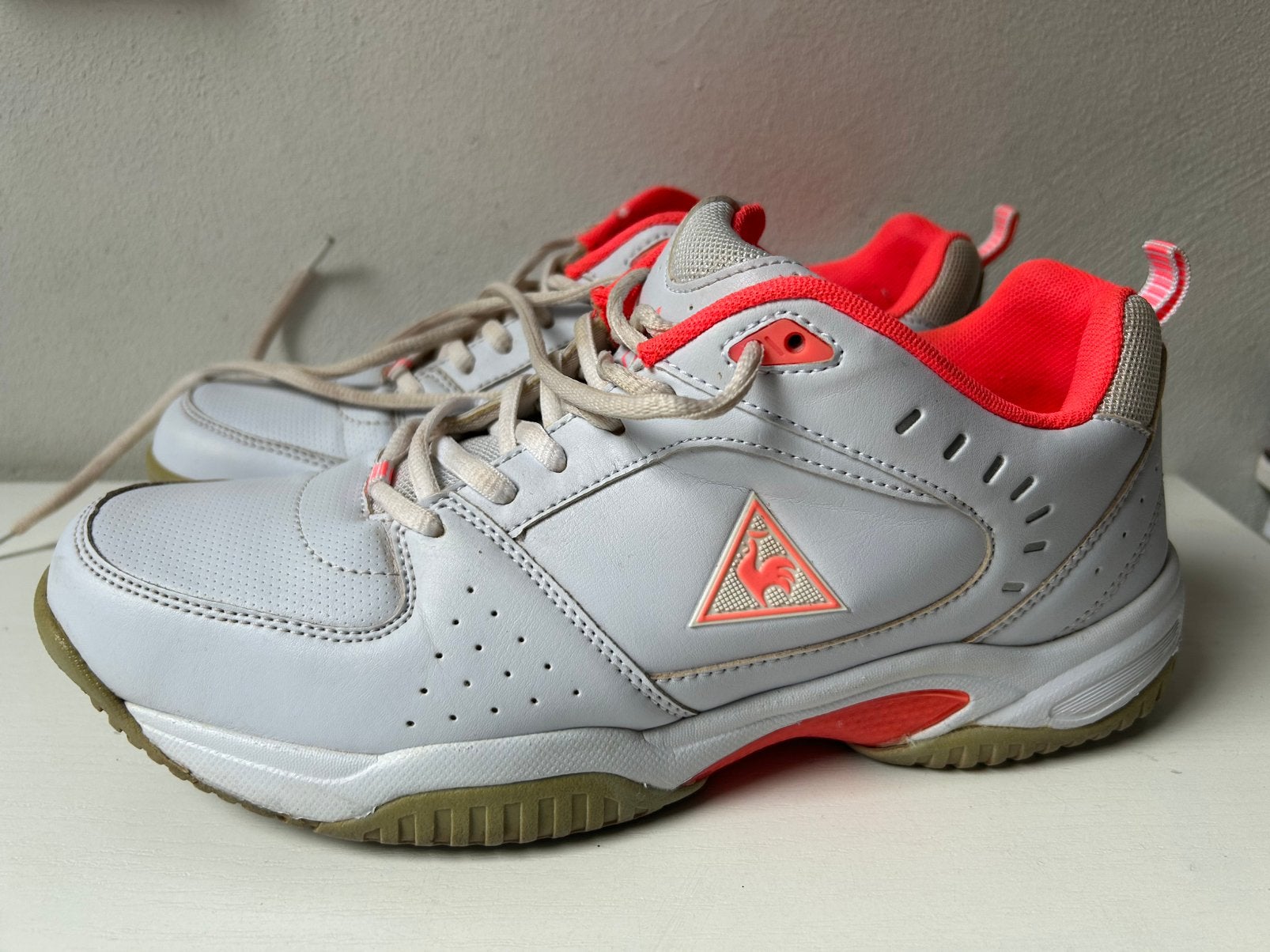 Le Coq Sportif sneakers wit/grijs & koraalroze maat 41, Overige merken, Gebruikt, L00, Schoenen