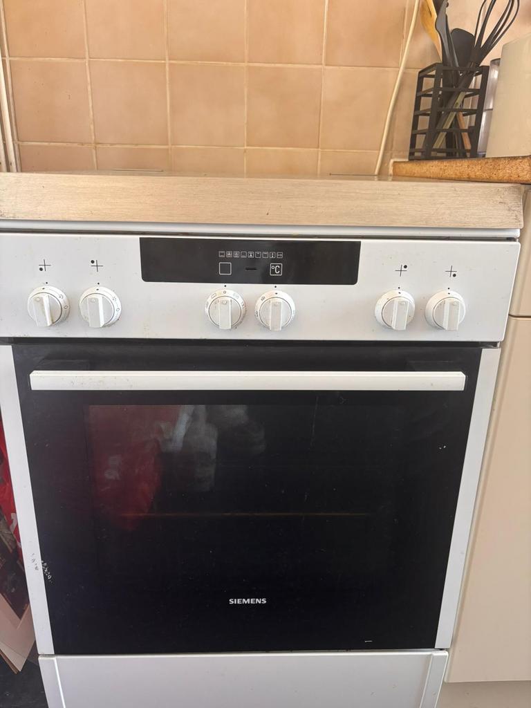 Siemens Gasfornuis HX725220N - Vrijstaand met Oven, Witgoed en Apparatuur, Ophalen, Gebruikt, 60 cm of meer, Grill