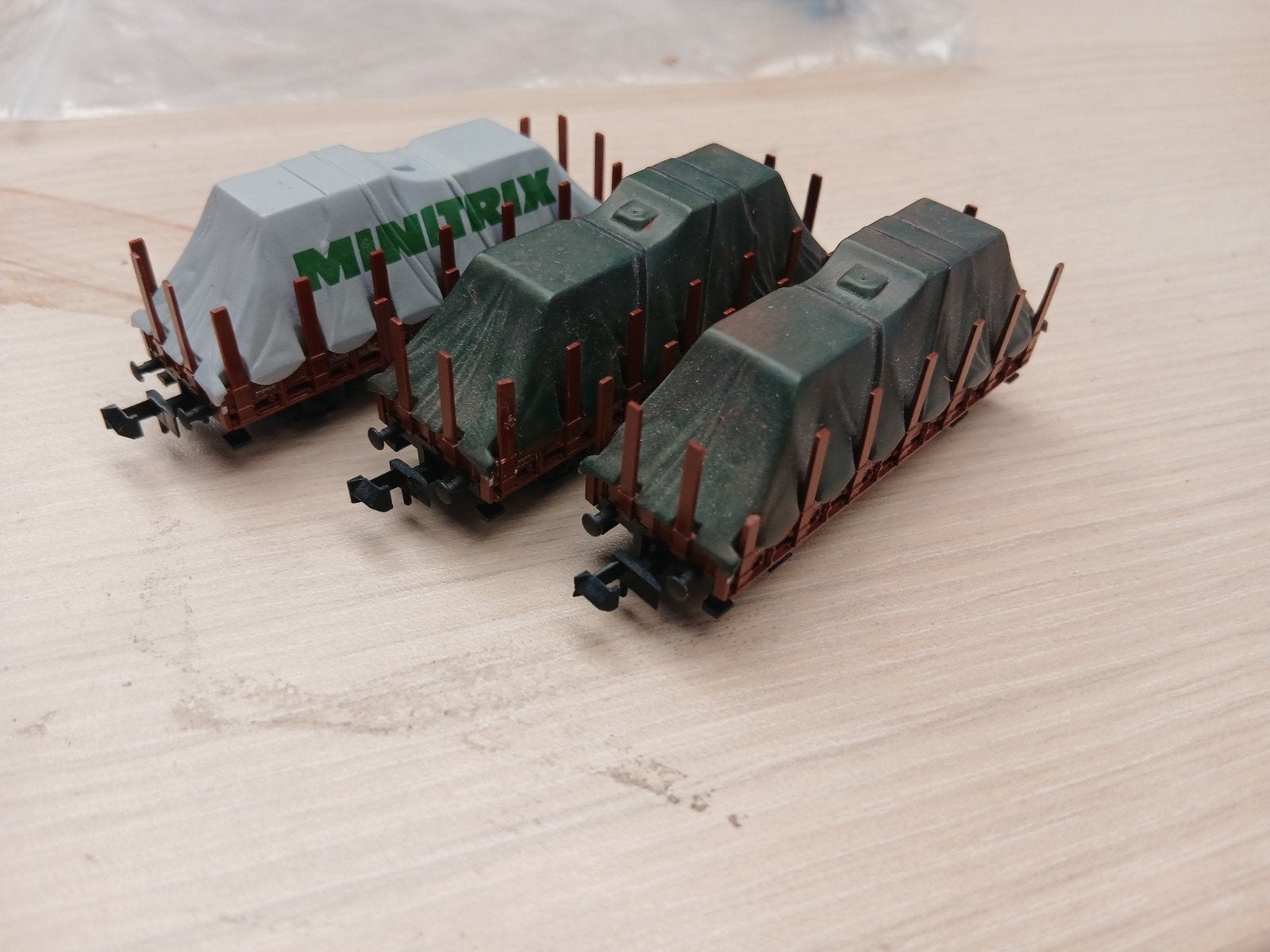 Minitrix goederenwagons N spoor, Hobby en Vrije tijd, Modeltreinen | N-Spoor, Gebruikt, Gelijkstroom, Trix, Wagon