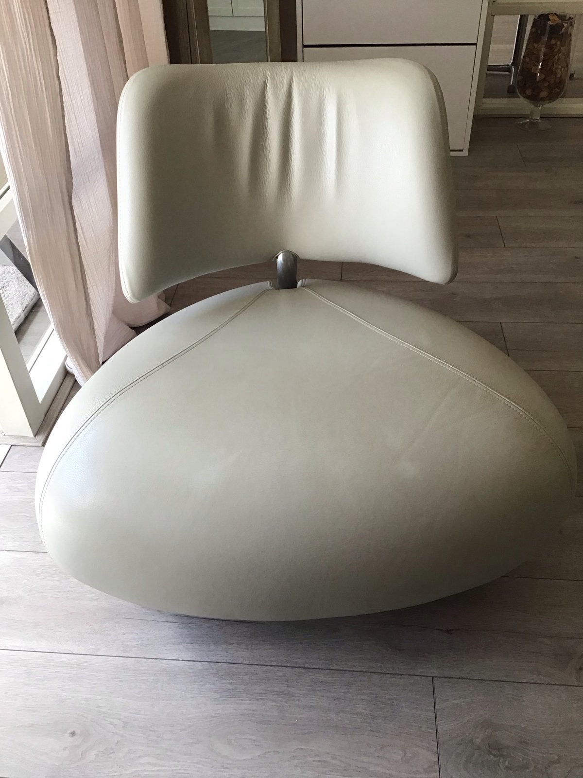 Leolux Pallone fauteuil - Zilvergrijs leer - Uitstekende sta, Huis en Inrichting, Fauteuils, Ophalen, Zo goed als nieuw, Leer