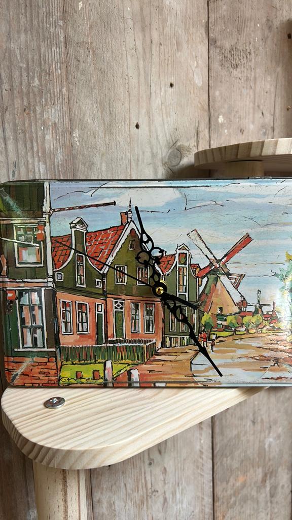 Klokje op vinted koek blik, Antiek en Kunst, Ophalen of Verzenden