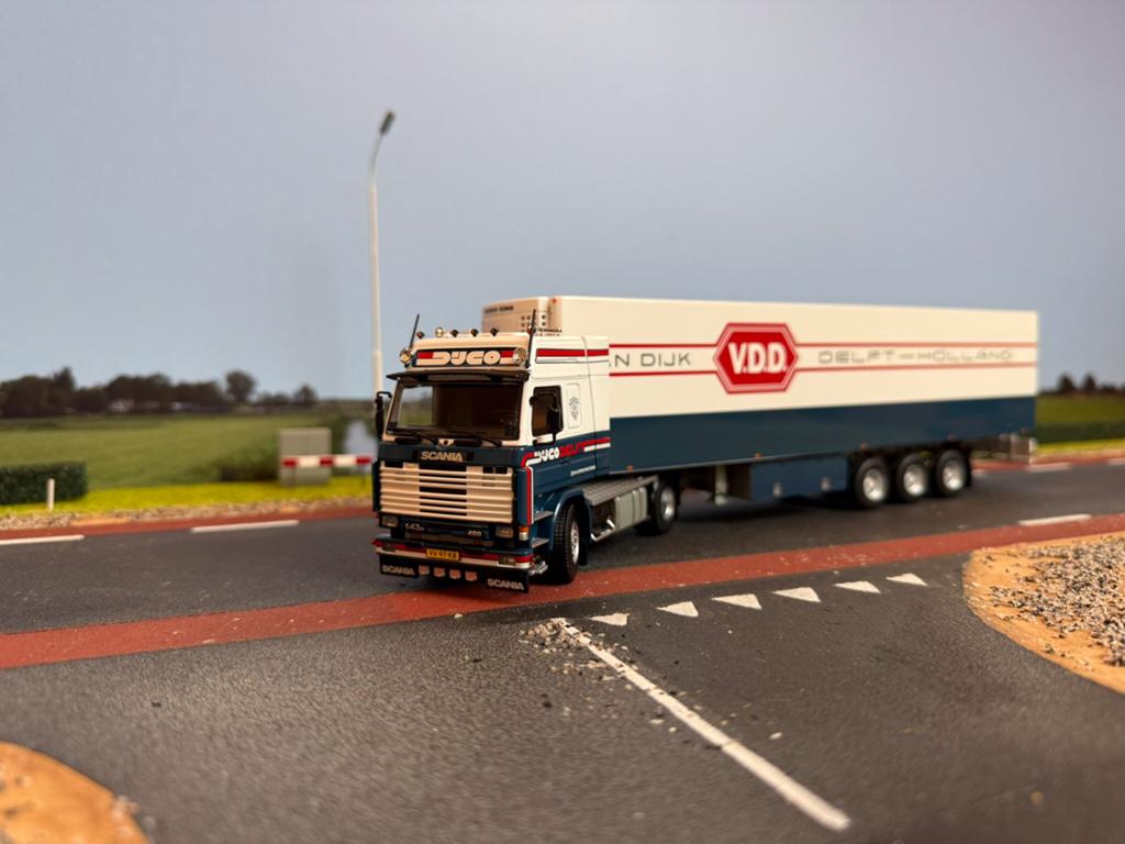 Tekno Scania 143M450 4x2 trekker 3-as koelopl. Dijco 1:50, Ophalen of Verzenden, Nieuw, Bus of Vrachtwagen, Tekno