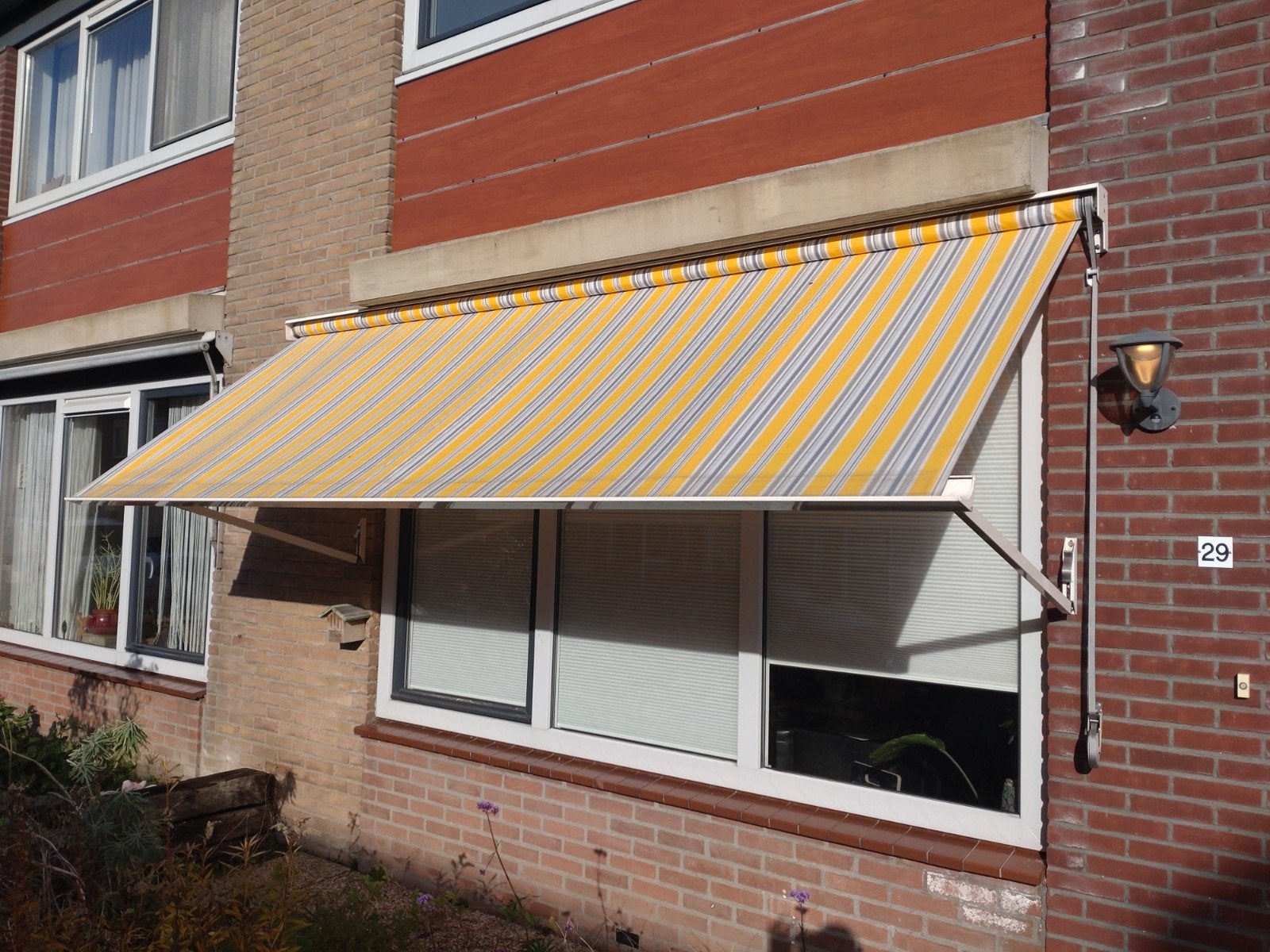 Zonnescherm knikarm - ca. 3.2 meter breed, Tuin en Terras, Ophalen, Gebruikt, 150 tot 300 cm, 250 cm tot 450 cm