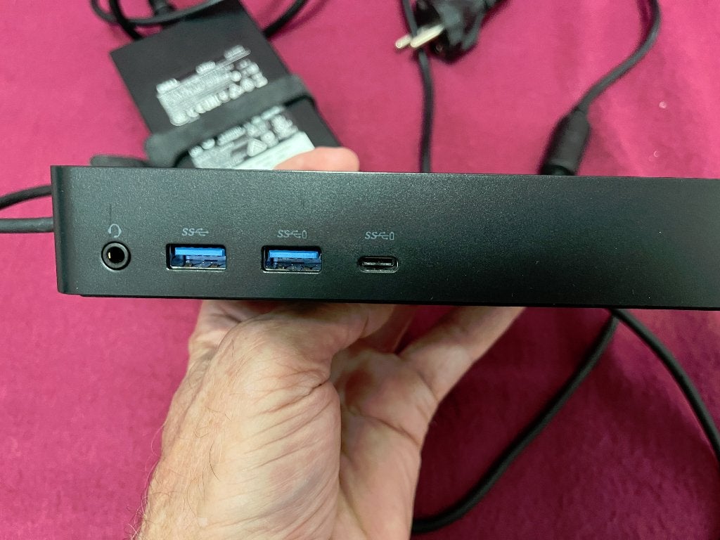 Dell D6000 docking station compleet, Computers en Software, Ophalen of Verzenden, Dell, Docking station, Gebruikt