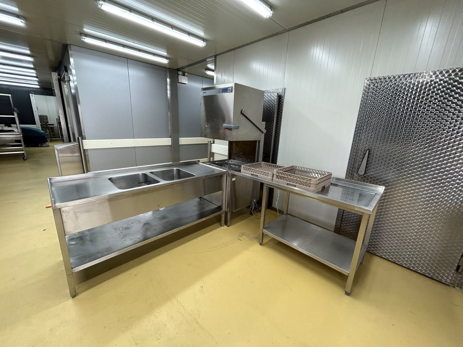 Winterhalter doorschuif vaatwasser met hoekopstelling, Ophalen, Gebruikt