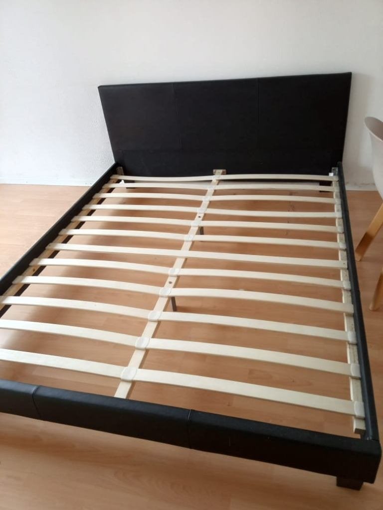 Bed gratis, Huis en Inrichting, Ophalen, Overige materialen, Gebruikt, Zwart