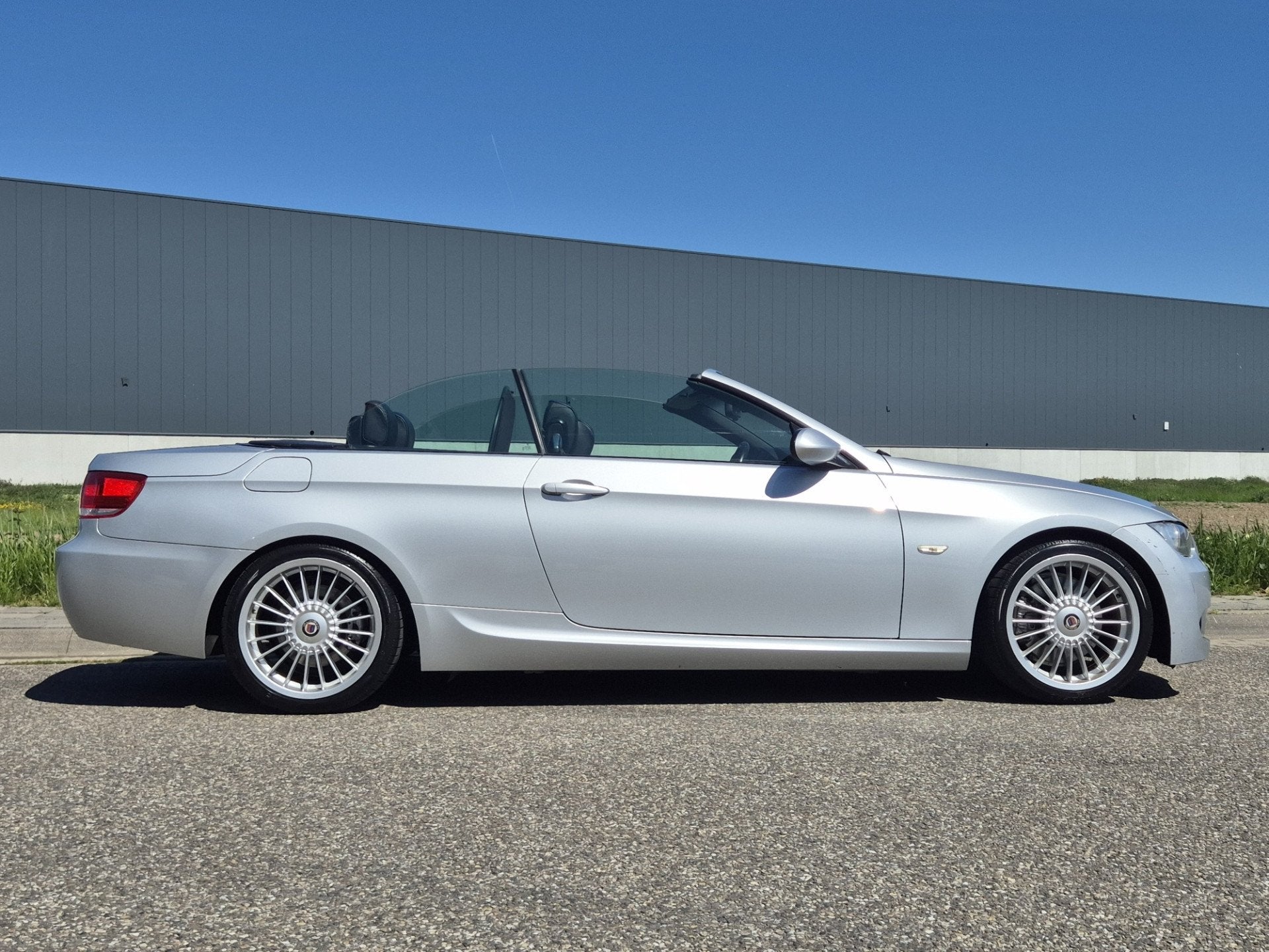 BMW 3 Serie Cabrio 325i M pakket / 6-cilinder! (bj 2008), Achterwielaandrijving, Gebruikt, Zwart, Cabriolet