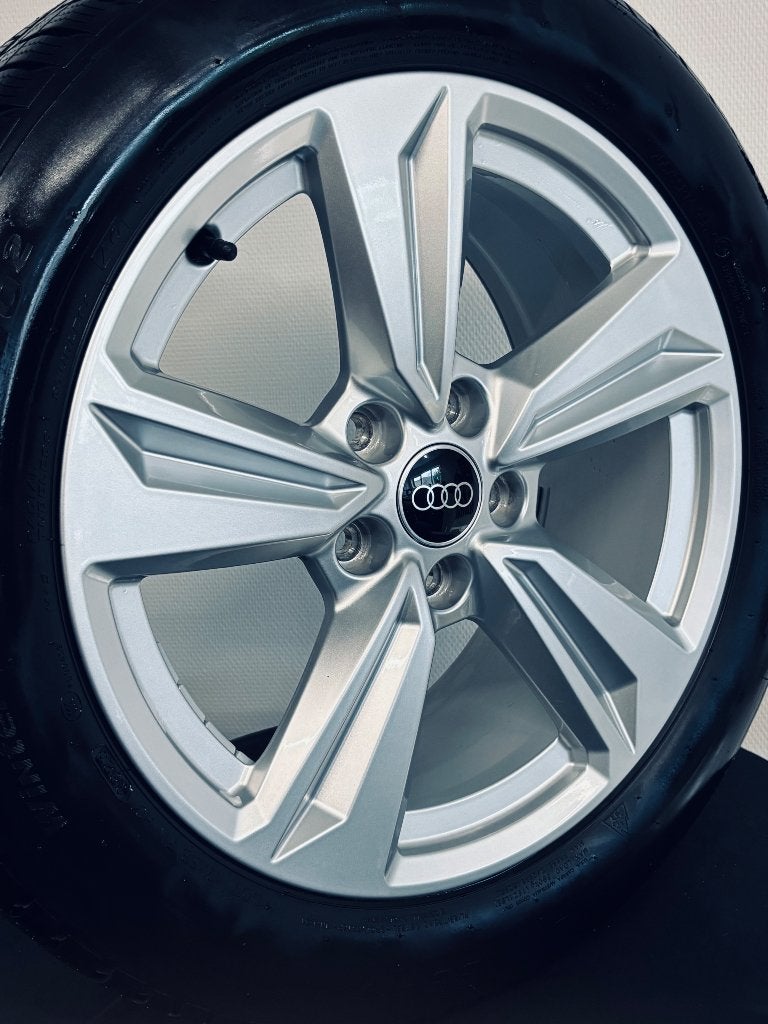 DEMOSTAAT 17” Audi A3 Allstreet velgen + winterbanden, Ophalen, Gebruikt, Velg(en), 17 inch