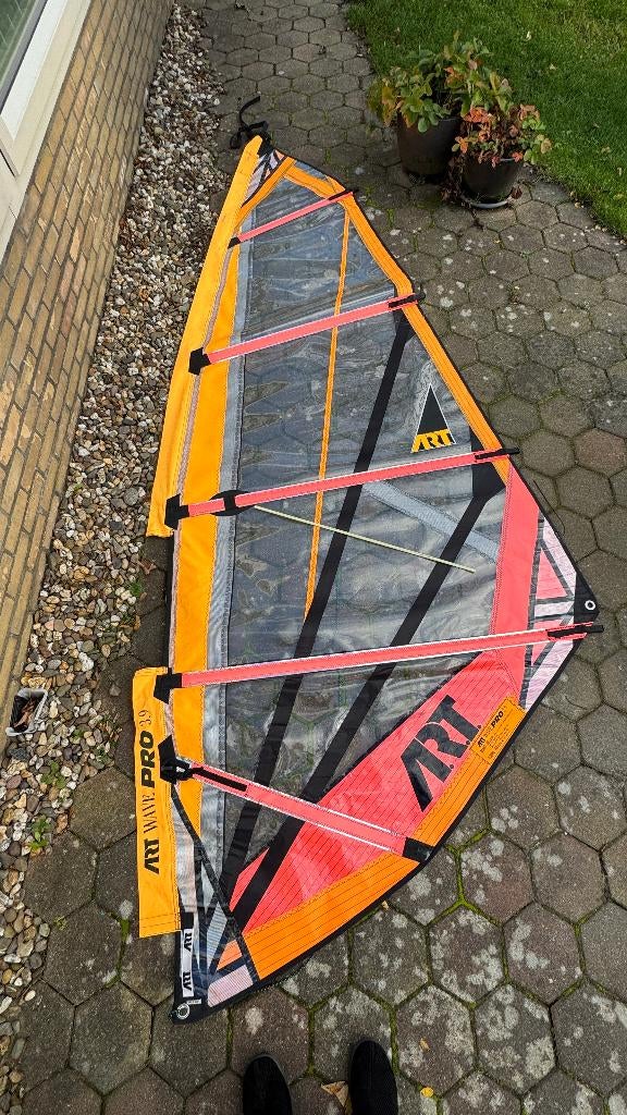 surfzeilen ART Wave-Pro 3,3-3,9m2, Watersport en Boten, Windsurfen, Ophalen of Verzenden, Gebruikt, Zeil