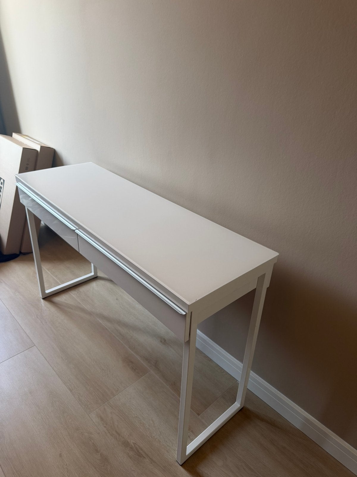 Ikea besta burs bureau/dressoir, Ophalen, Zo goed als nieuw, Rechthoekig