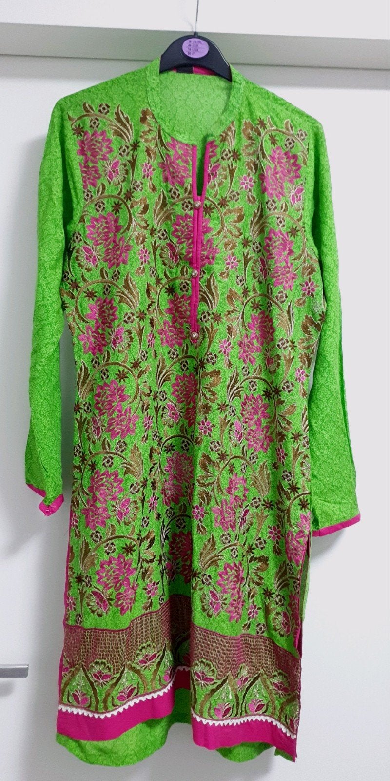 Groene tuniek met roze en gouden borduursels maat M, Maat 38/40 (M), Ophalen of Verzenden, Groen, Onbekend