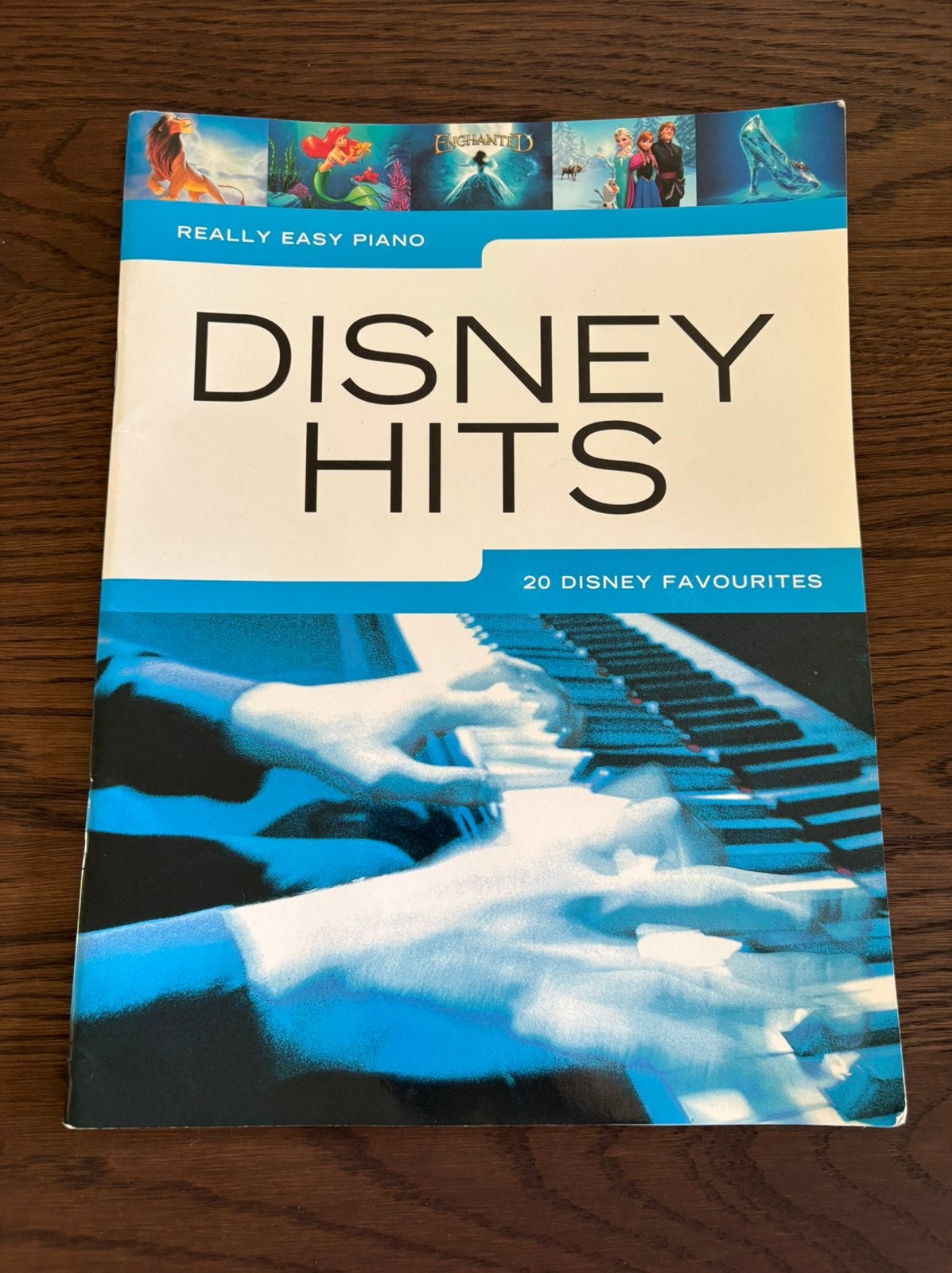 Disney Hits really easy piano, Muziek en Instrumenten, Ophalen of Verzenden, Artiest of Componist, Populair, Piano