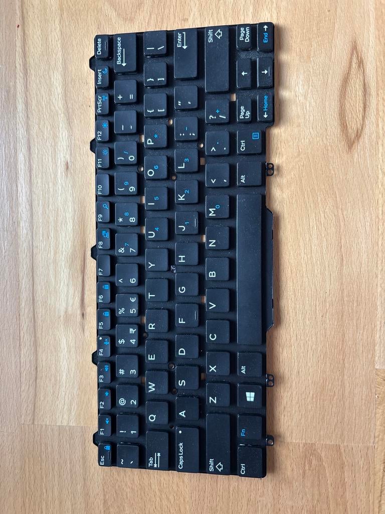 Toetsenbord voor Dell Latitude 3540 / 3550 / 3560 / 3570, Ophalen of Verzenden, Qwerty, Gebruikt, Bedraad