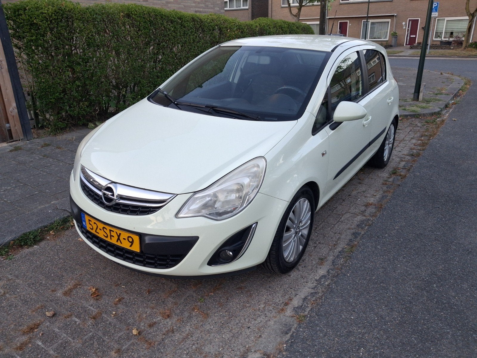 Opel Corsa 1.4 16V 5D 2011 Groen, Voorwielaandrijving, 1063 kg, 1398 cc, 4 cilinders
