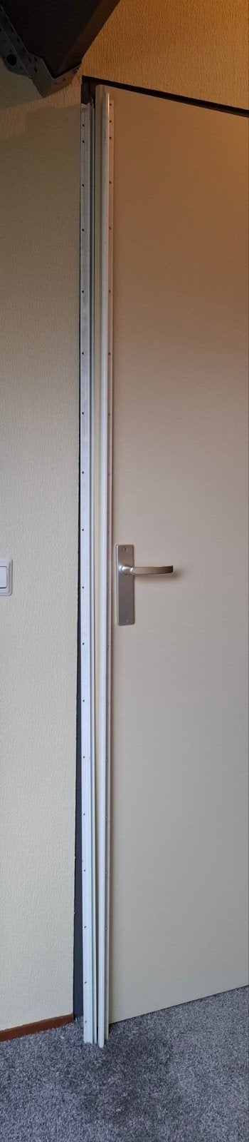 Anti inbraak strip, Ophalen, Metaal, 200 tot 215 cm, Buitendeur