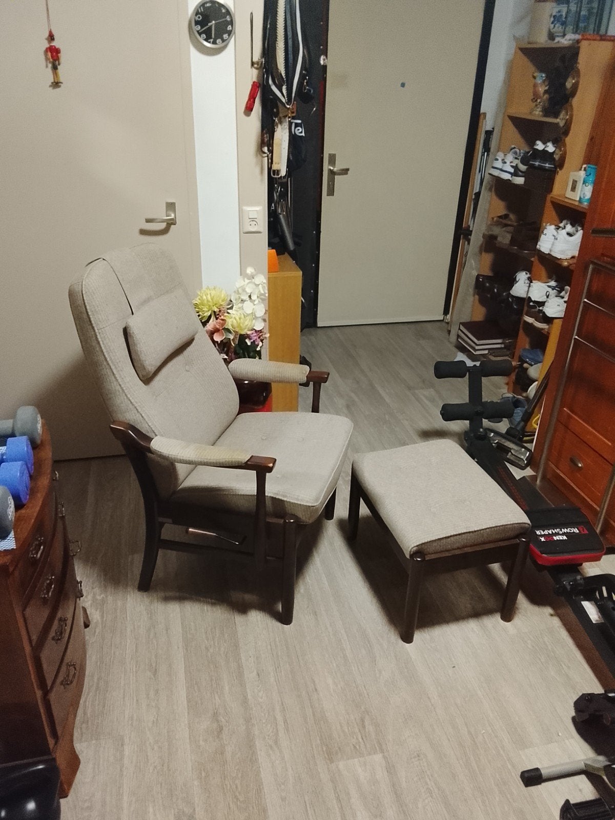 Farstrup stoel met voetenbank - comfortabel en verstelbaar, Huis en Inrichting, Hout, Gebruikt, Overige kleuren, Klassiek
