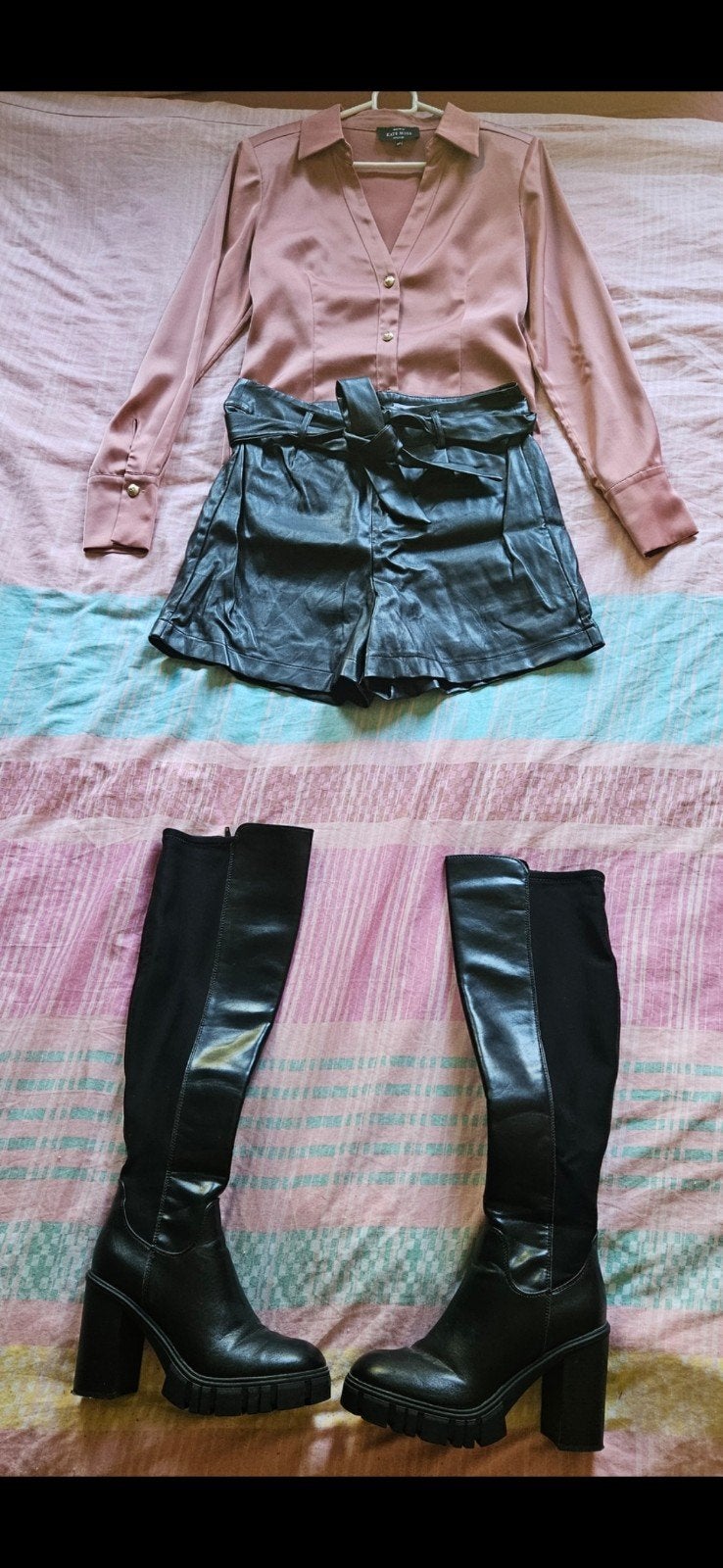 Nikkie Body, Lofty Manner Short & Oxmox Overknee Laarzen, Maat 38/40 (M), Kort, Ophalen of Verzenden, Zo goed als nieuw