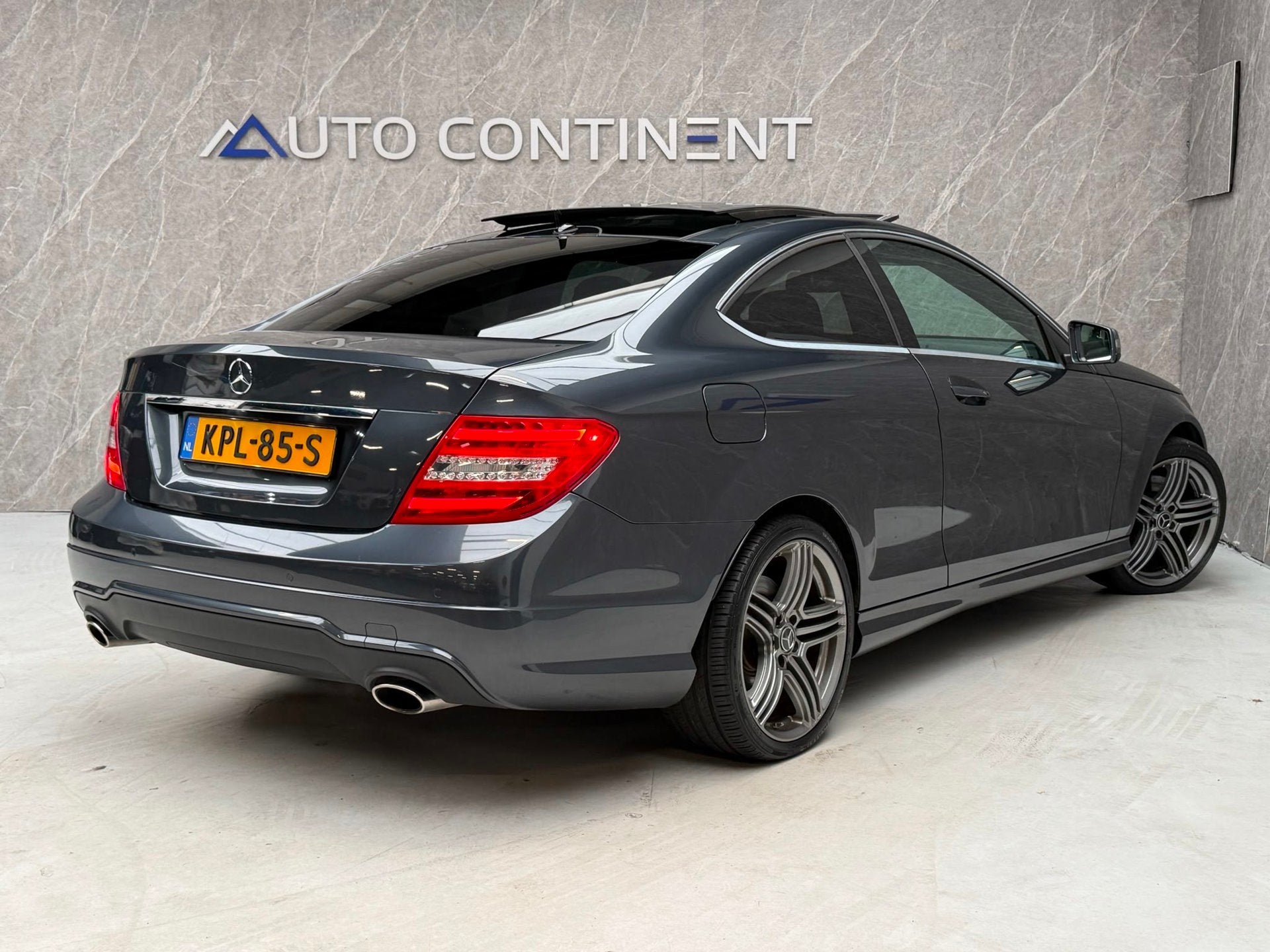 Mercedes-Benz C-klasse Coupé 350 Edition 1 306 PK / Panoram, Auto's, Mercedes-Benz, Automaat, Euro 5, Achterwielaandrijving, Zwart