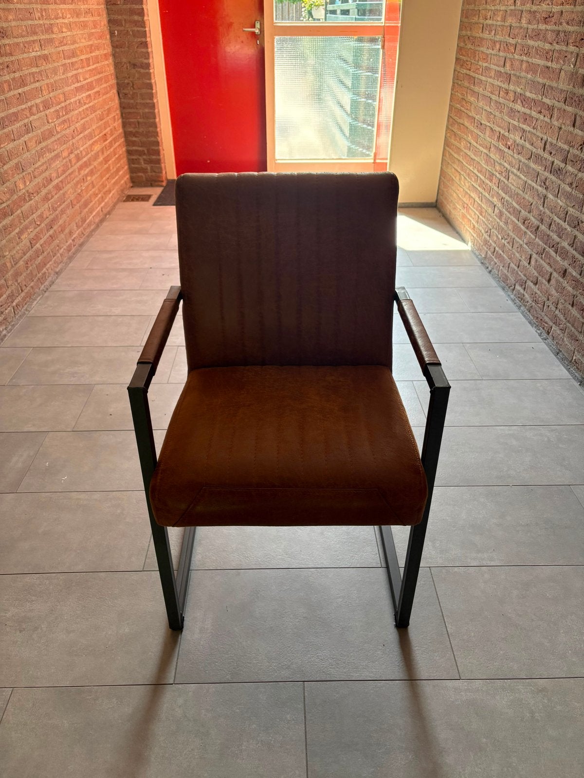 5 stoelen in goede staat, Huis en Inrichting, Ophalen, Gebruikt, Bruin, Metaal