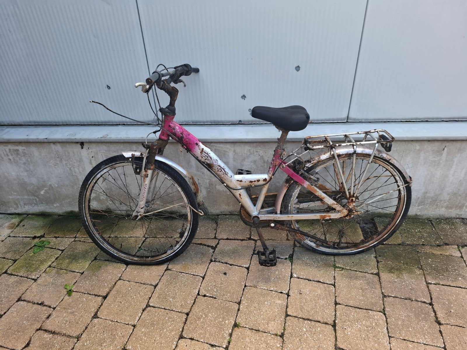 fiets rijp voor de sloop. gratis af te halen, Fietsen en Brommers, Ophalen, Gebruikt