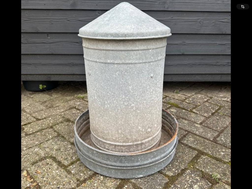 Kippenvoerbak zink, Ophalen, Gebruikt, Drinken en Voederen