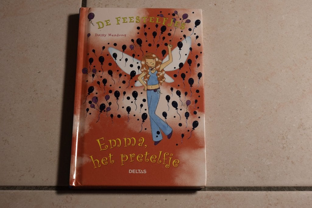 De Feestelfjes: Emma, het pretelfje / Daisy Meadows 7+   , Boeken, Kinderboeken | Jeugd | onder 10 jaar, Ophalen of Verzenden