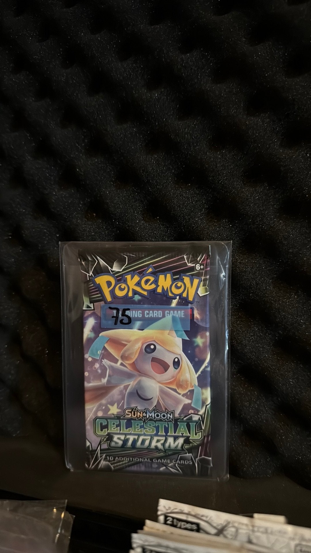Sun & moon celestial storm booster pack, Ophalen of Verzenden, Zo goed als nieuw, Booster
