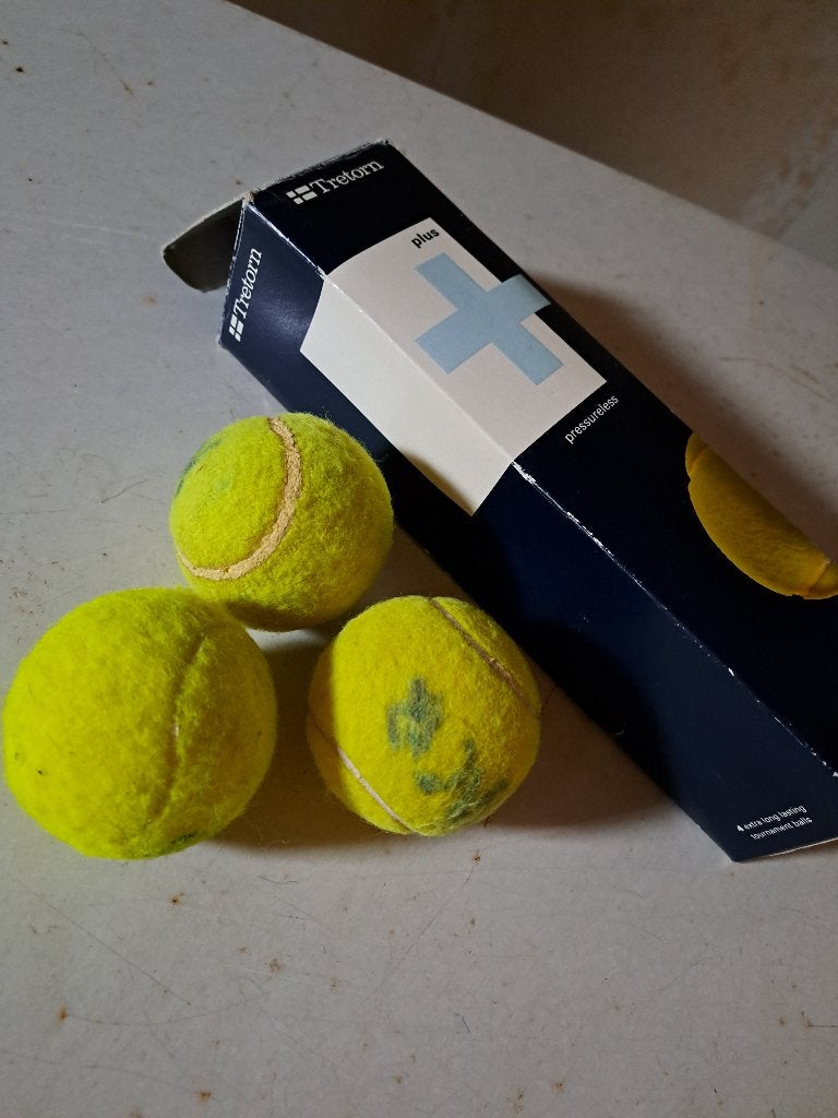 3 tennisballen, Ophalen of Verzenden, Ballen, Overige merken, L00