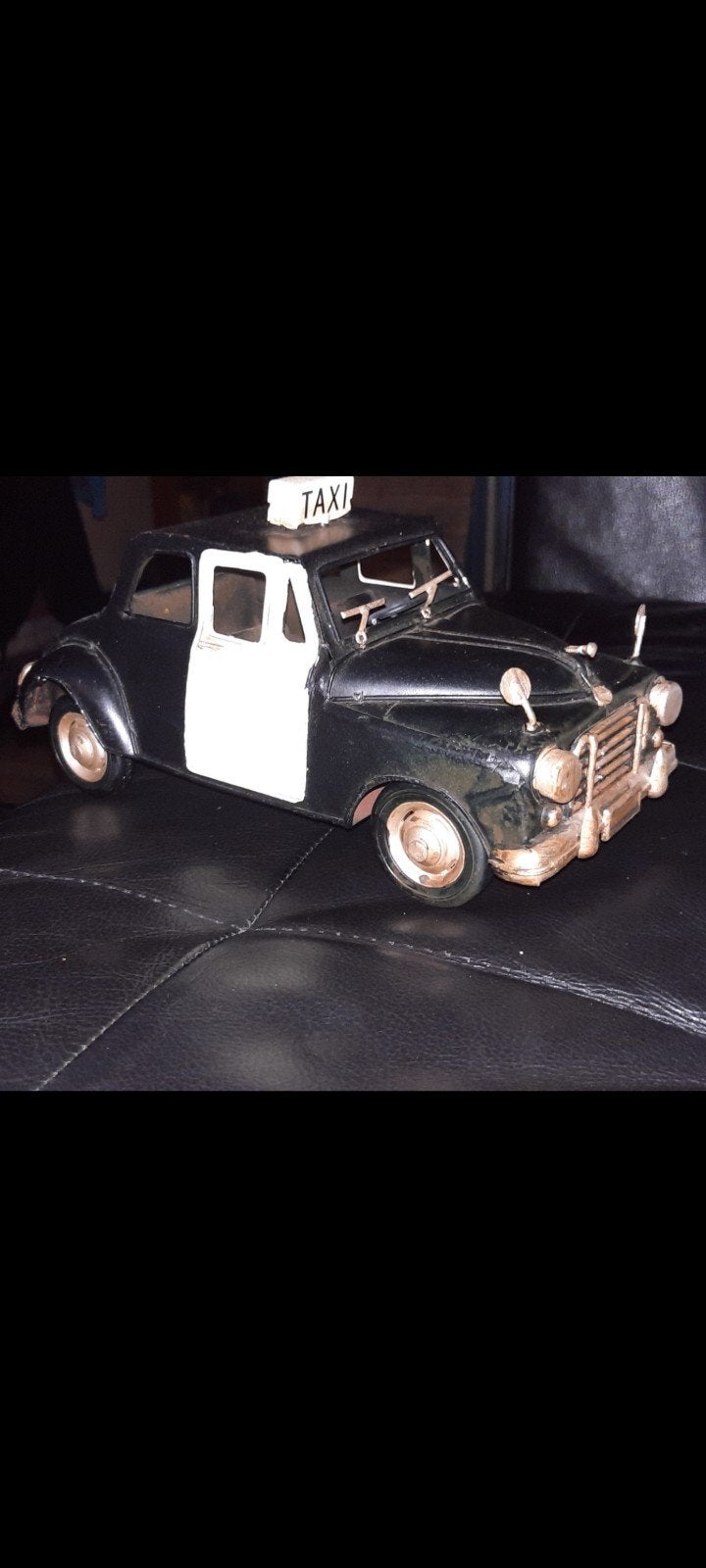 Decoratief blikken model: Morris Minor/Oxford Taxi, Ophalen