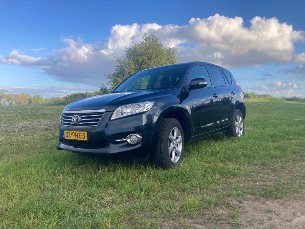 Toyota Rav4 2.0 Vvt-i 4WD CVT 2011 Grijs Business Executive, Auto's, Toyota, Euro 5, 4 cilinders, 157 pk, Origineel Nederlands