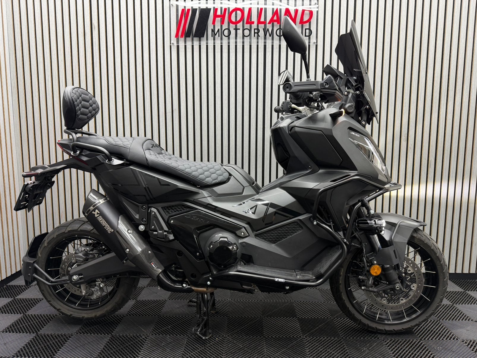 Honda X-ADV 750 2024 Triple Blac zwart Akrapovic XADV X ADV, 2 cilinders, Bedrijf, Meer dan 35 kW, Automaat