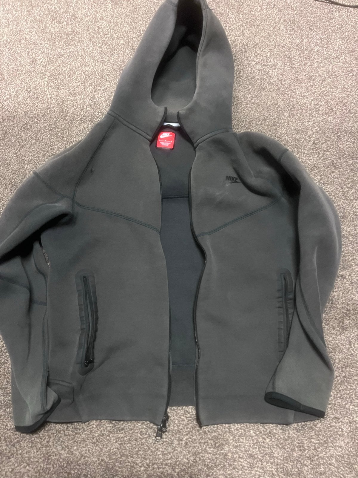 Nike Tech Fleece Hoodie - Maat M - Zo goed als nieuw, Ophalen of Verzenden, Zo goed als nieuw, Maat 48/50 (M), Grijs