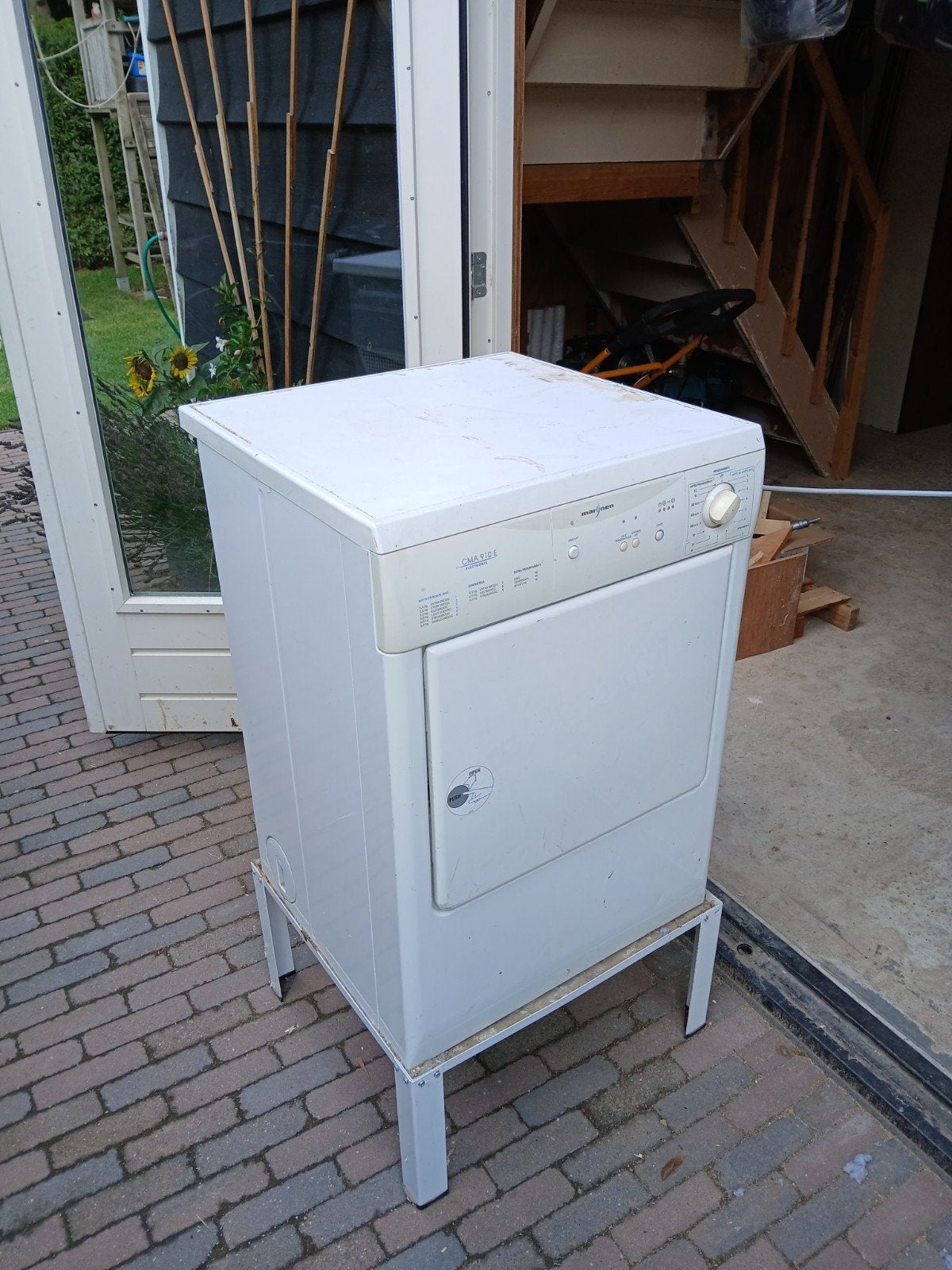 Gebruikte wasdroger met afvoer - functioneel en betrouwbaar, Ophalen, 6 tot 8 kg, Gebruikt, Luchtafvoer