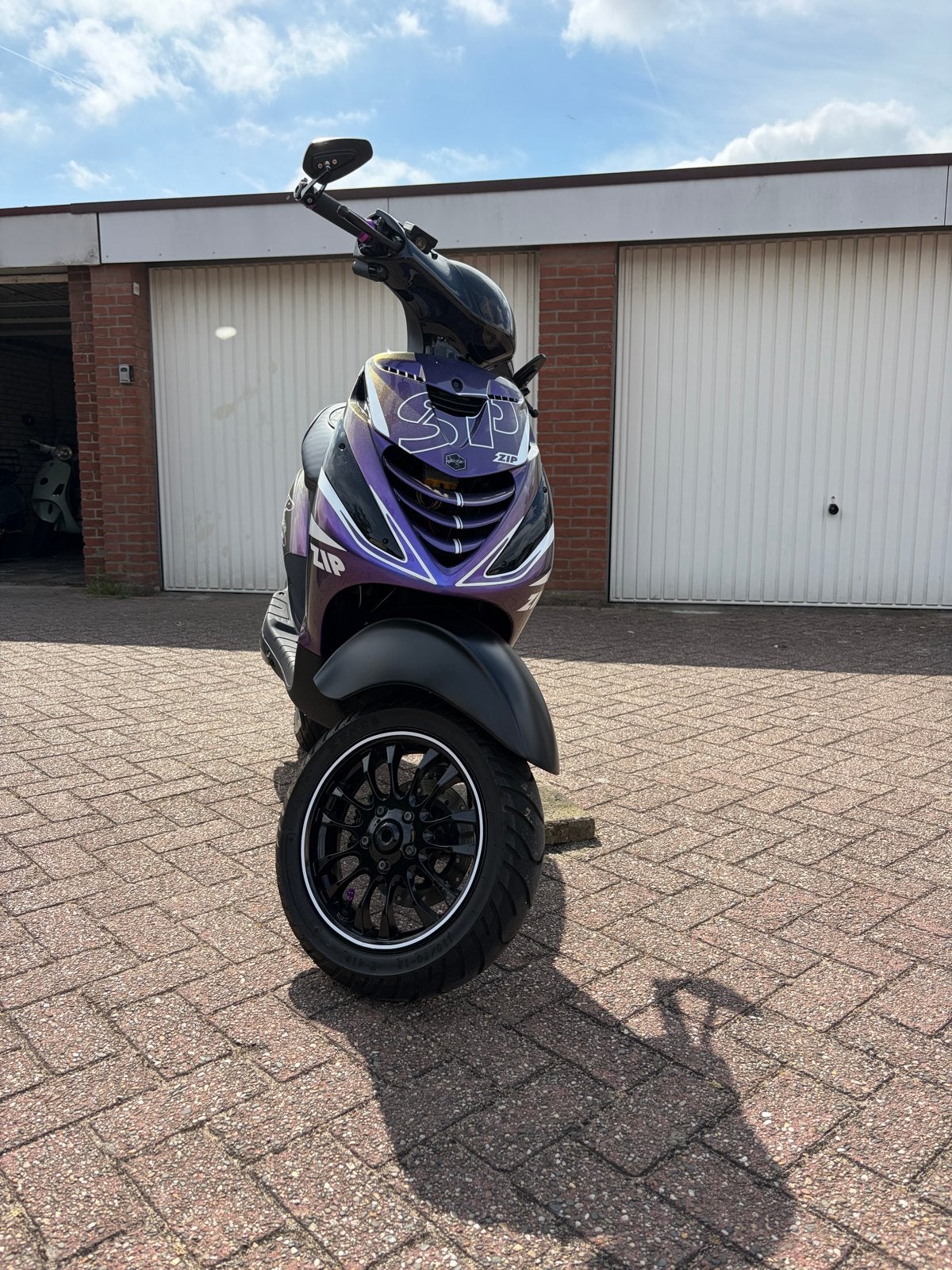 Tekoop mooie custom piaggio zip, Fietsen en Brommers, Ophalen, Gebruikt, Maximaal 45 km/u, Zip