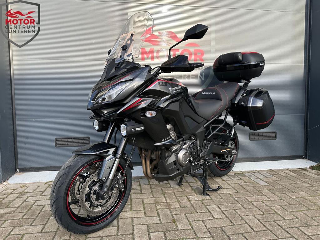 KAWASAKI VERSYS 1000 nieuwstaat, 4 cilinders, Motorrijbewijs A, Bedrijf, Onbekend