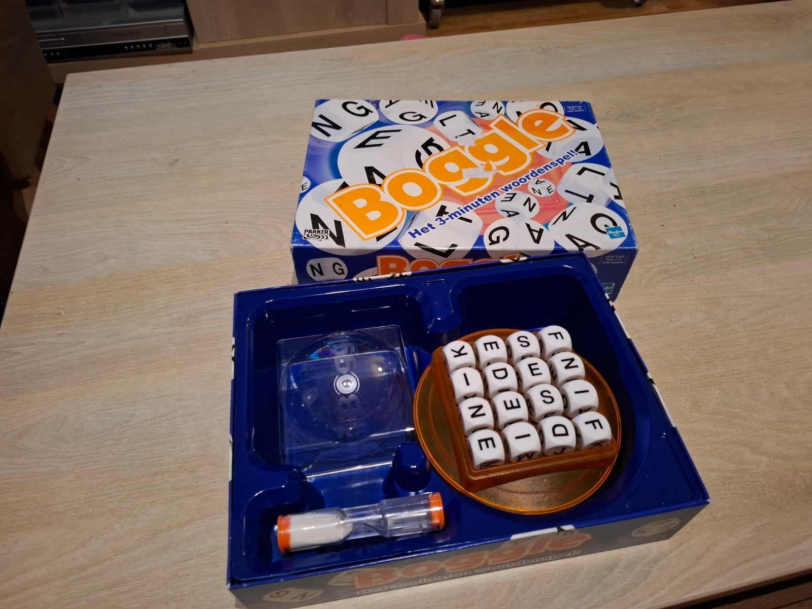 Boggle: Het 3-minuten woordenspel - Compleet en Netjes, Consumentenservice@hasbro.nl, Parker, Gebruikt, Ophalen of Verzenden