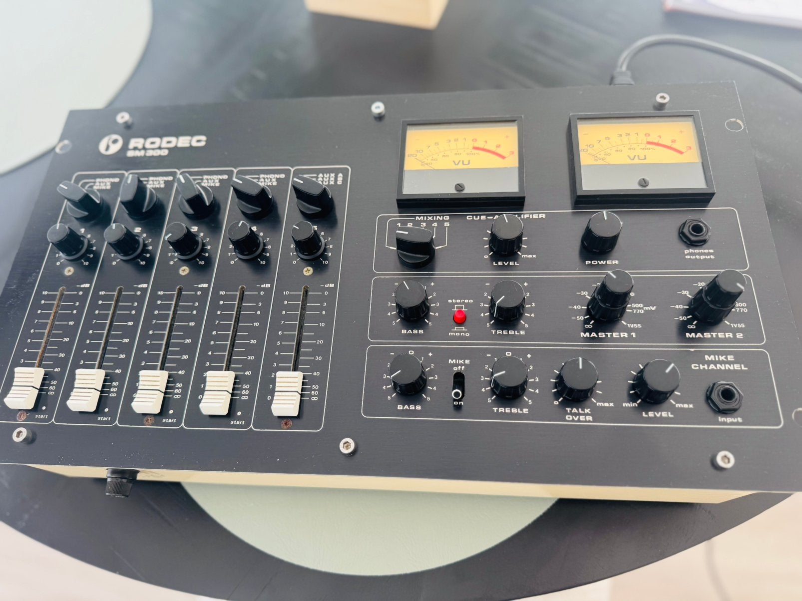Vintage Rodec SM300 DJ Mixer– Goede staat, Ophalen of Verzenden, Zo goed als nieuw